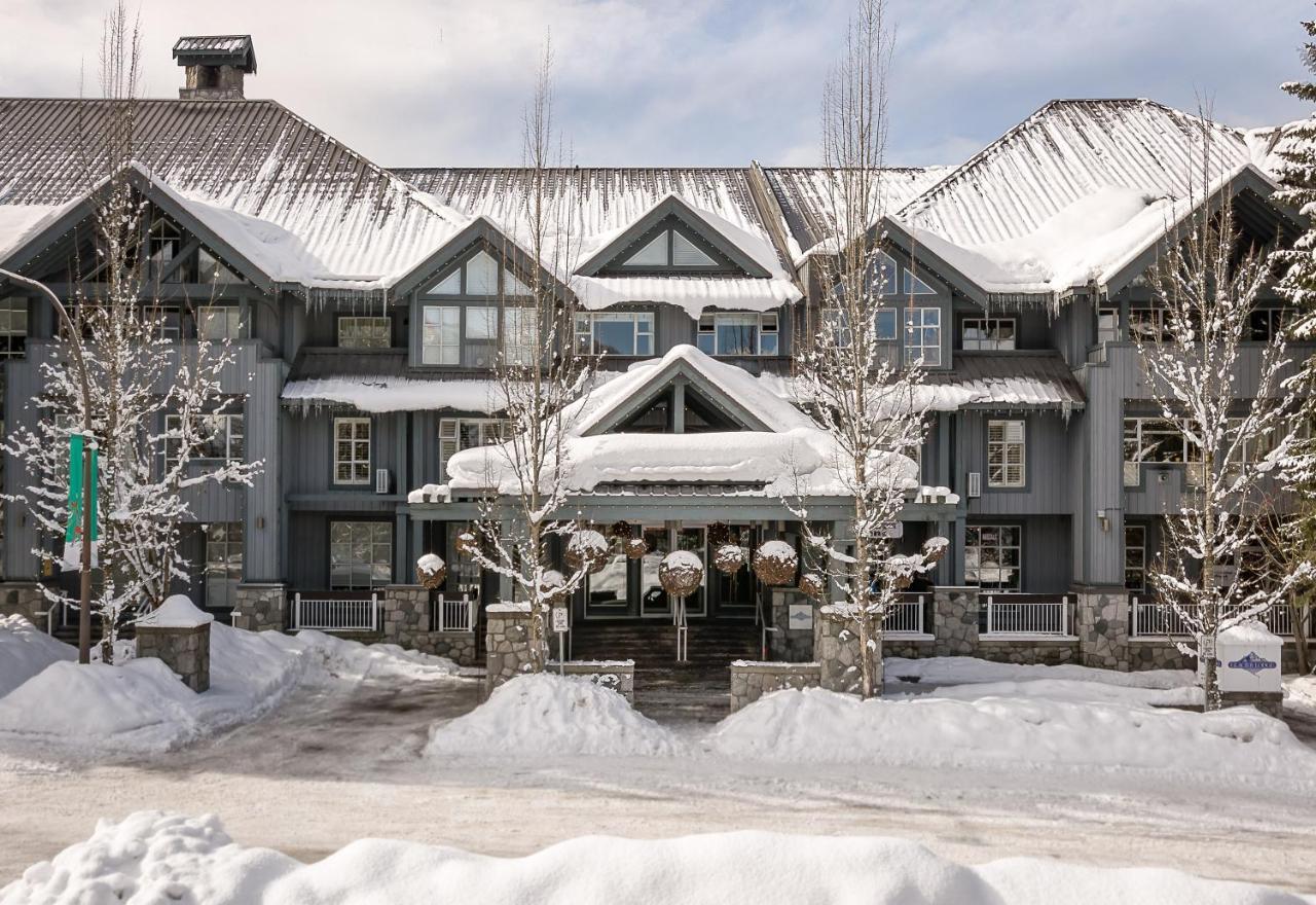 Siri At Glacier Hotel Whistler