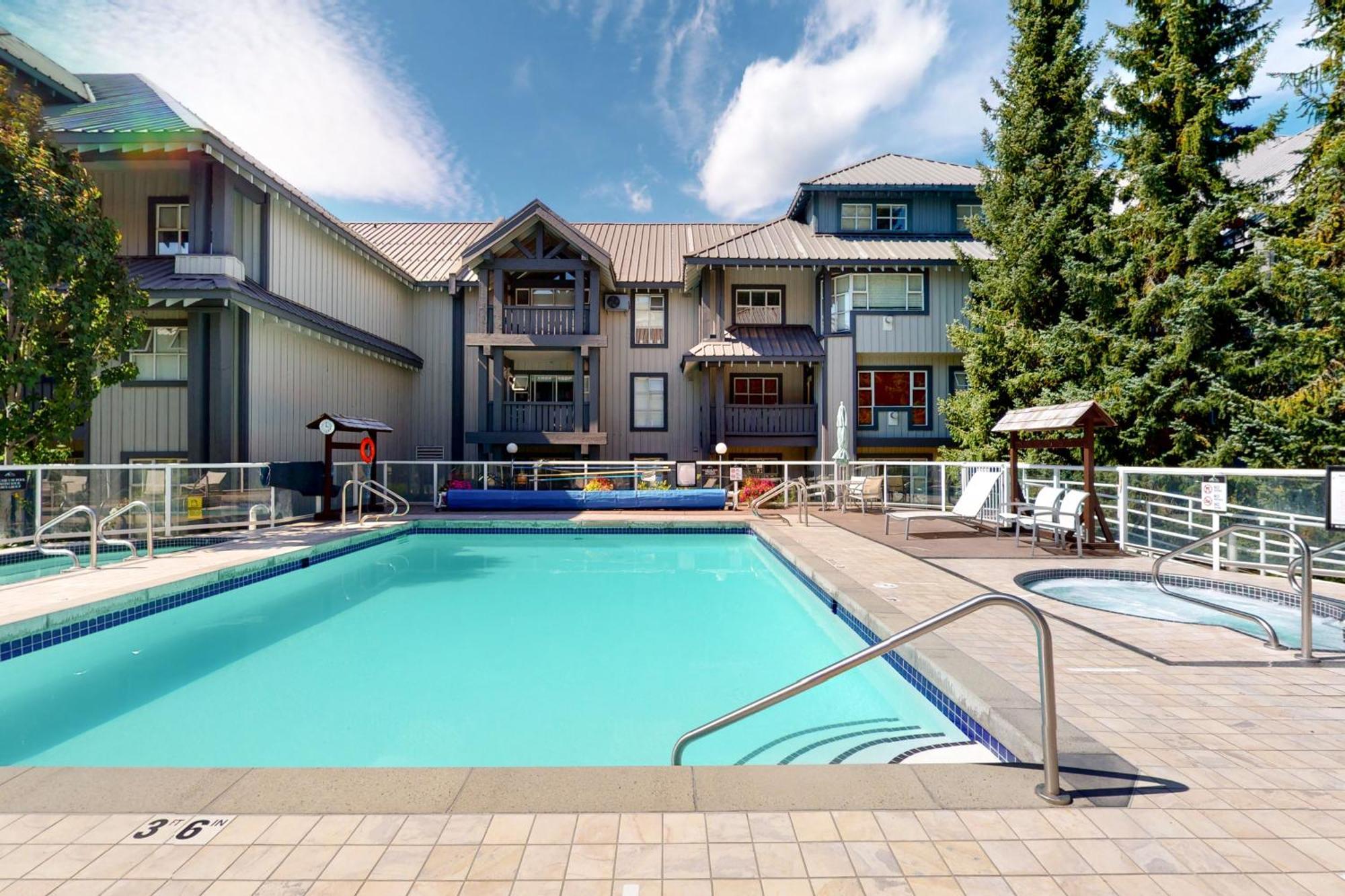 Glacier Lodge
